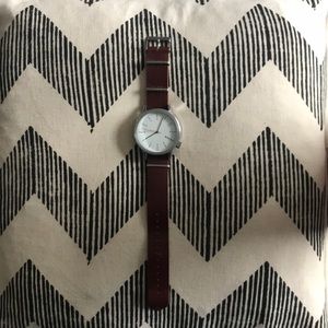 Komono Magnus Wristwatch, Silver Burgundy